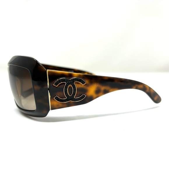 CHANEL sunglasses, made in Italy - Picture 5 of 13